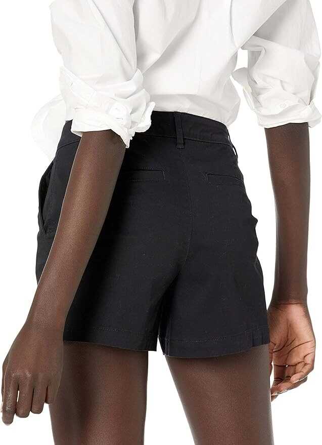 Amazon Essentials Women's Mid-Rise Slim-Fit 3.5 Inch Inseam Khaki Short