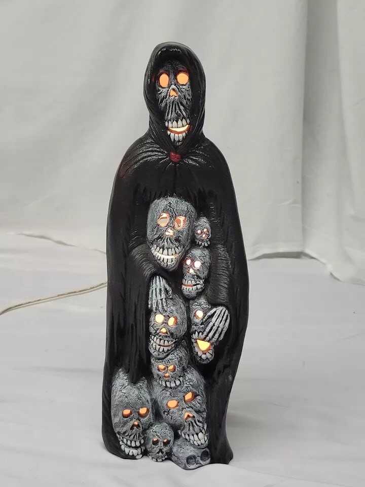 RARE Ceramic Grim Reaper Skeleton Figurine Light Halloween hobbyist 13" ghoul